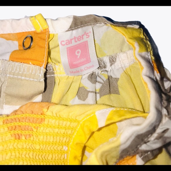 Carters Baby Girl Rompers 9 Months Lot of 2! - Picture 13 of 13